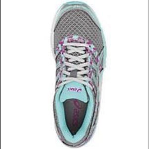 ASICS women’s shoes